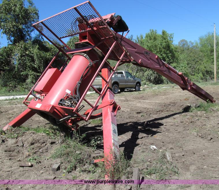 image for item E3516 1995 IMT 16035 sheet rock crane