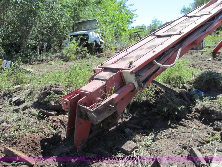 image for item E3516 1995 IMT 16035 sheet rock crane