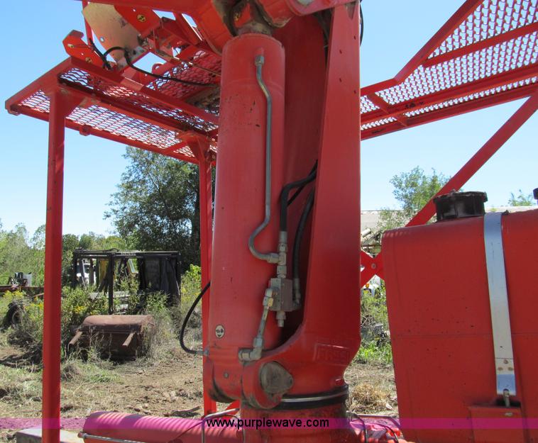 image for item E3517 1998 Fassi F300SE 24 sheet rock crane