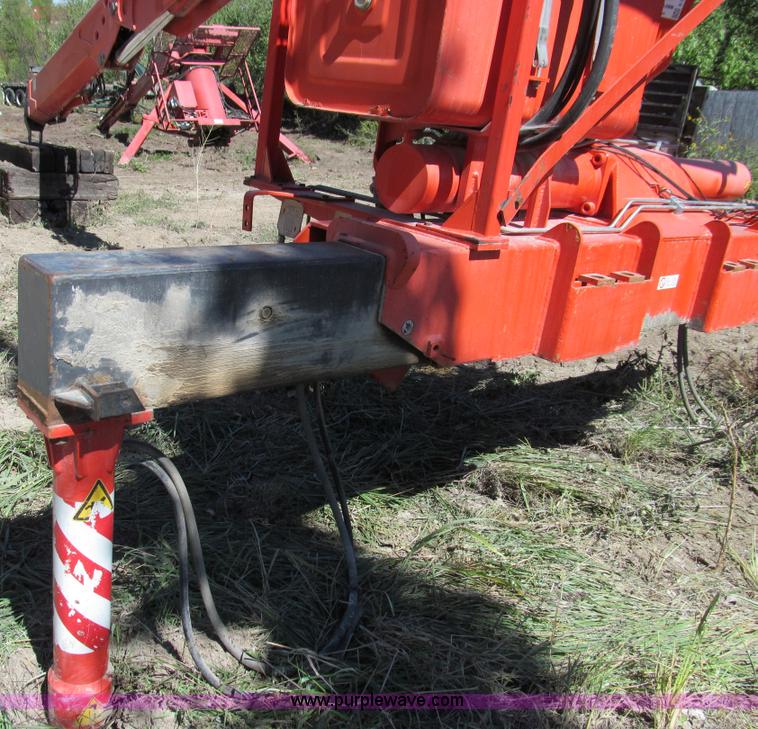 image for item E3517 1998 Fassi F300SE 24 sheet rock crane