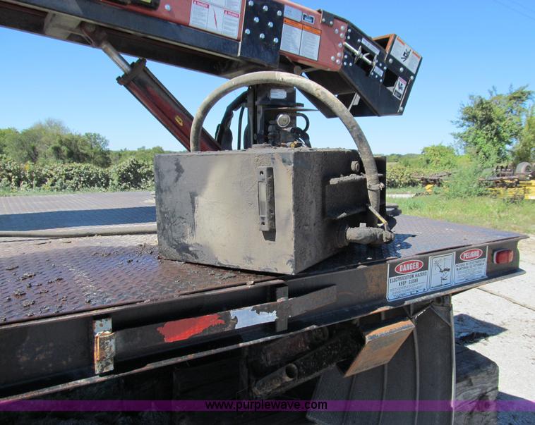 image for item E3518 2009 Cleasby shingle conveyor