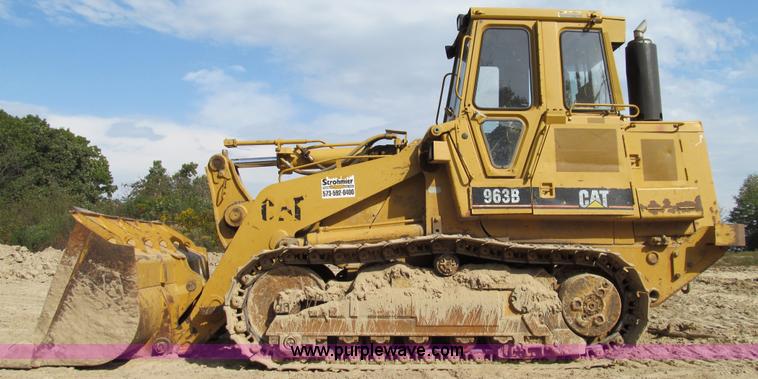 image for item E3528 1996 Caterpillar 963B track loader