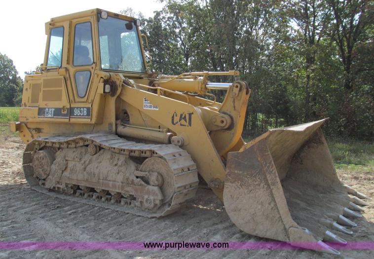 image for item E3528 1996 Caterpillar 963B track loader