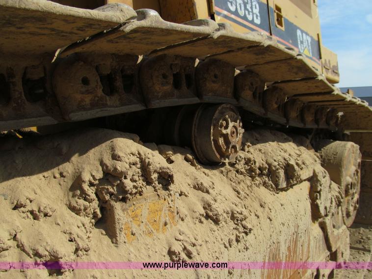 image for item E3528 1996 Caterpillar 963B track loader