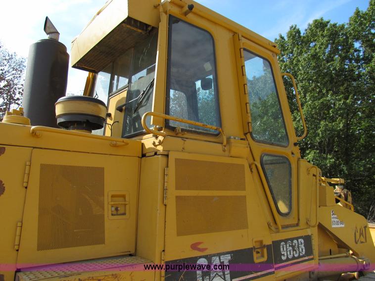 image for item E3528 1996 Caterpillar 963B track loader