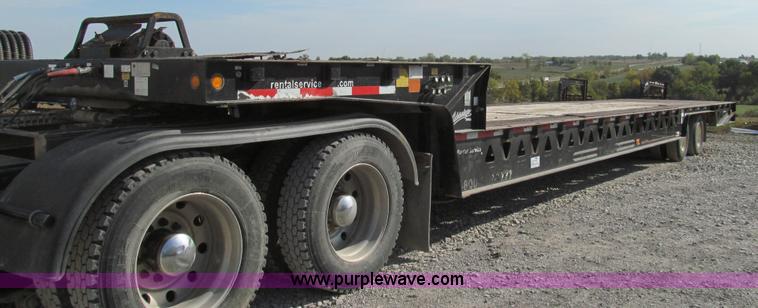 image for item E3530 2004 Trail King TK70HT-482 trailer