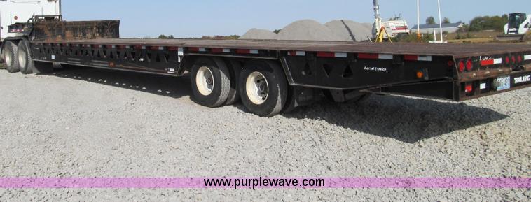 image for item E3530 2004 Trail King TK70HT-482 trailer