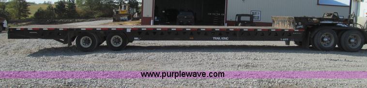 image for item E3530 2004 Trail King TK70HT-482 trailer