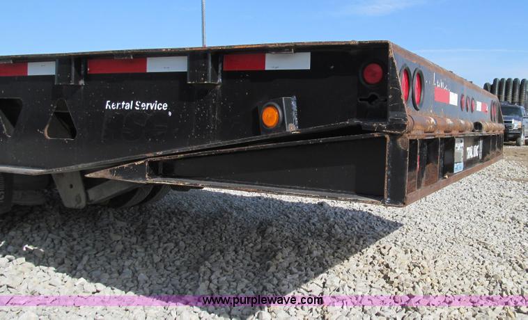 image for item E3530 2004 Trail King TK70HT-482 trailer