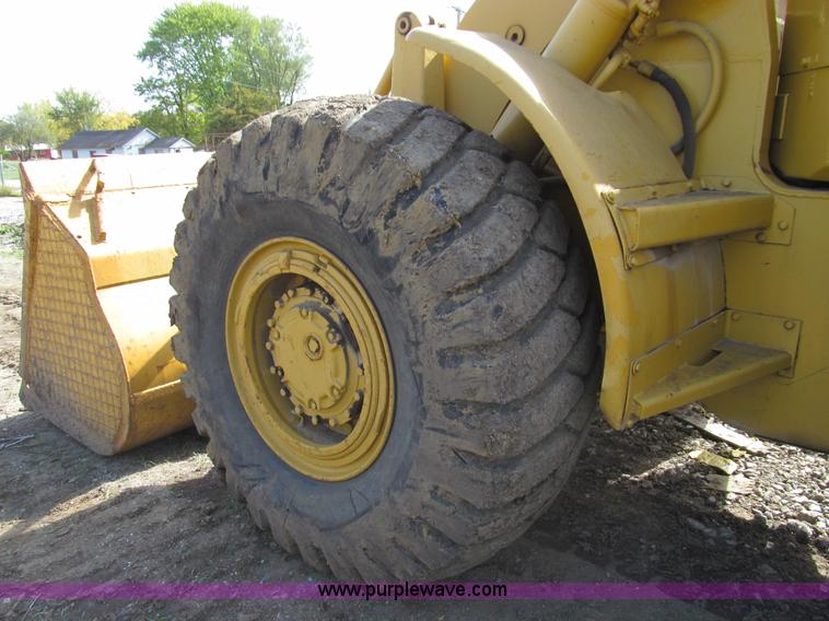 image for item E3531 1964 Caterpillar 966B wheel loader