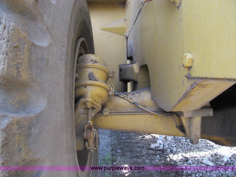 image for item E3531 1964 Caterpillar 966B wheel loader