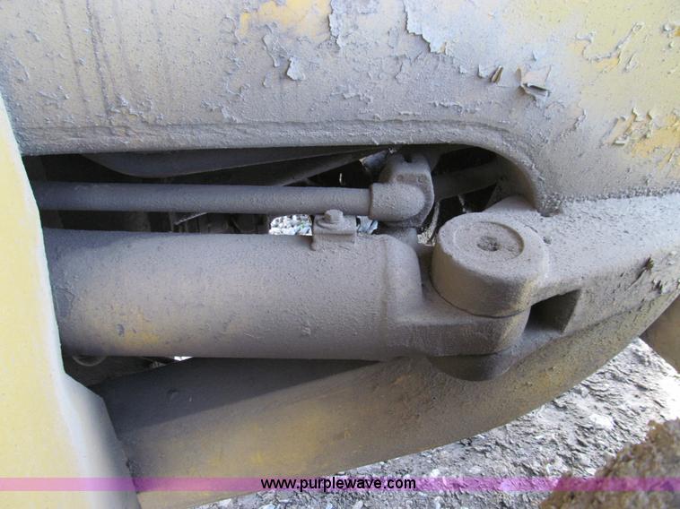 image for item E3531 1964 Caterpillar 966B wheel loader