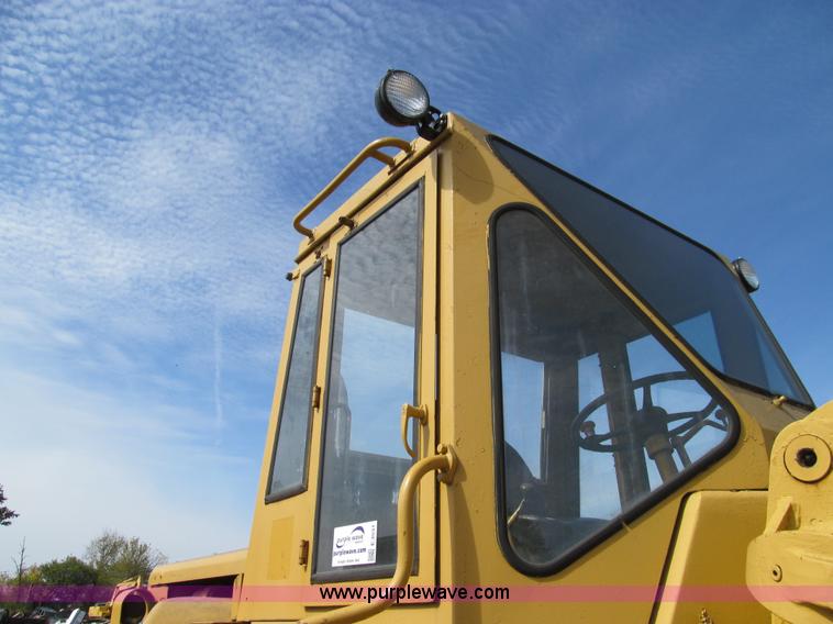 image for item E3531 1964 Caterpillar 966B wheel loader