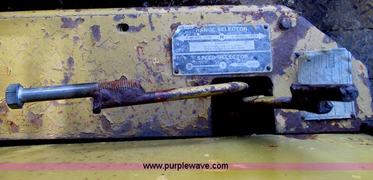 image for item E3531 1964 Caterpillar 966B wheel loader