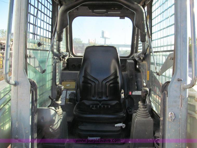 image for item E5580 2007 Takeuchi TL150 track skid steer