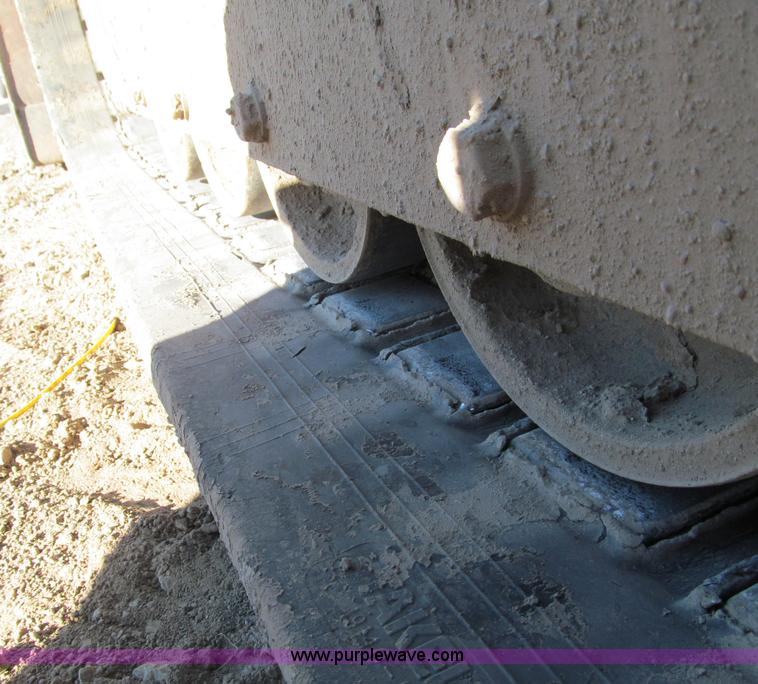 image for item E5580 2007 Takeuchi TL150 track skid steer