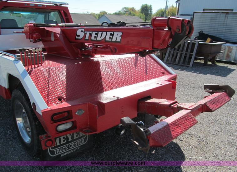 image for item E5608 1996 Chevrolet C3500HD tow truck