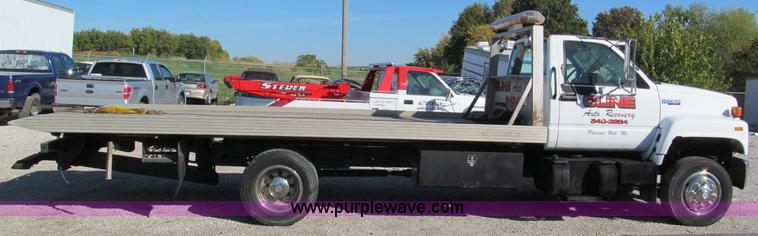 image for item E5609 1996 Chevrolet Kodiak flatbed tow truck