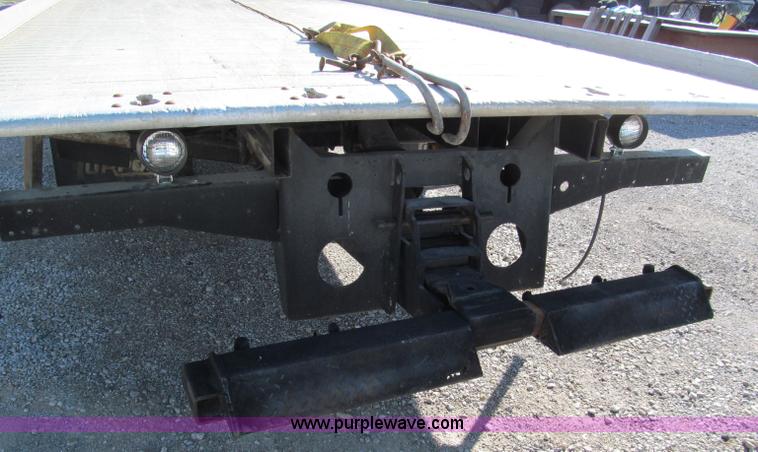 image for item E5609 1996 Chevrolet Kodiak flatbed tow truck
