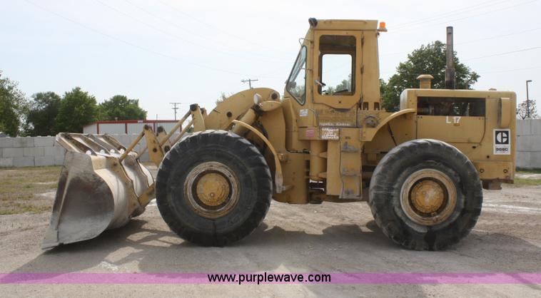 image for item F2527 1975 Caterpillar 966C wheel loader