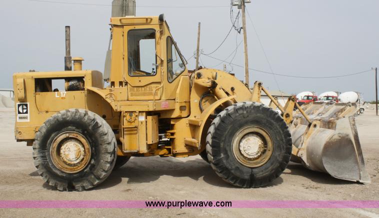 image for item F2527 1975 Caterpillar 966C wheel loader