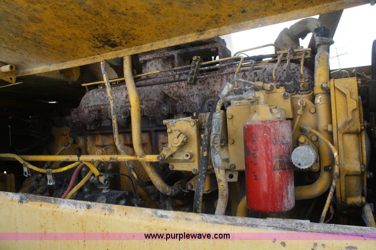 image for item F2527 1975 Caterpillar 966C wheel loader