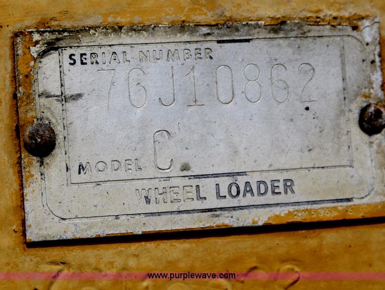 image for item F2527 1975 Caterpillar 966C wheel loader