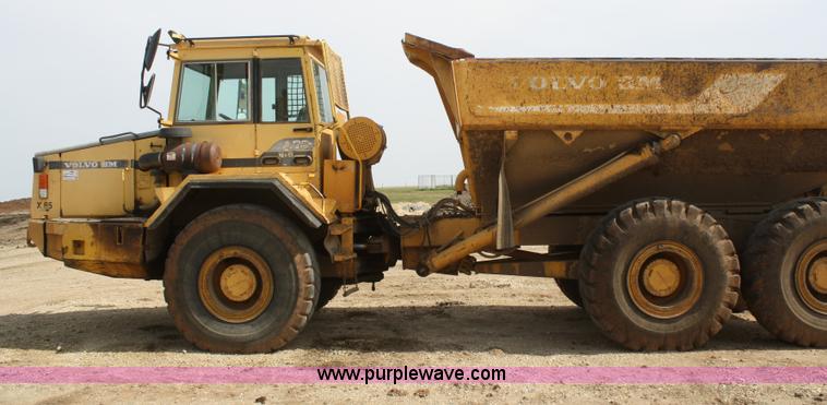 image for item F2616 1992 Volvo Bm A30 haul truck