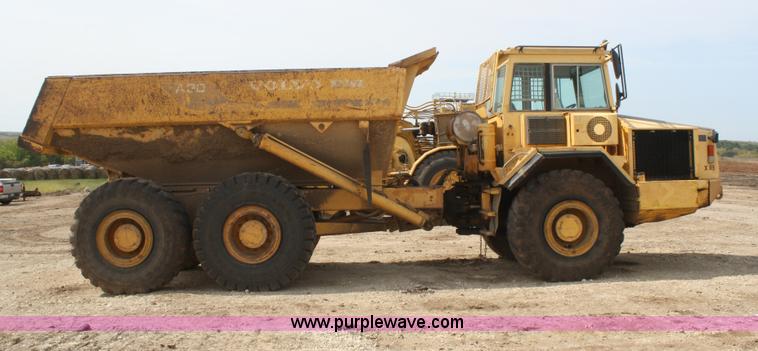 image for item F2616 1992 Volvo Bm A30 haul truck