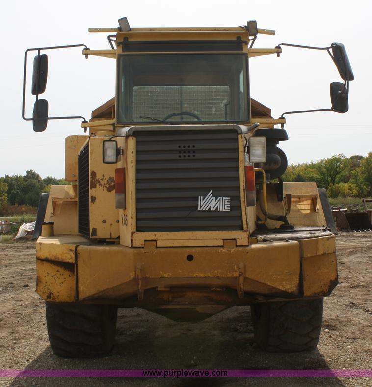 image for item F2616 1992 Volvo Bm A30 haul truck