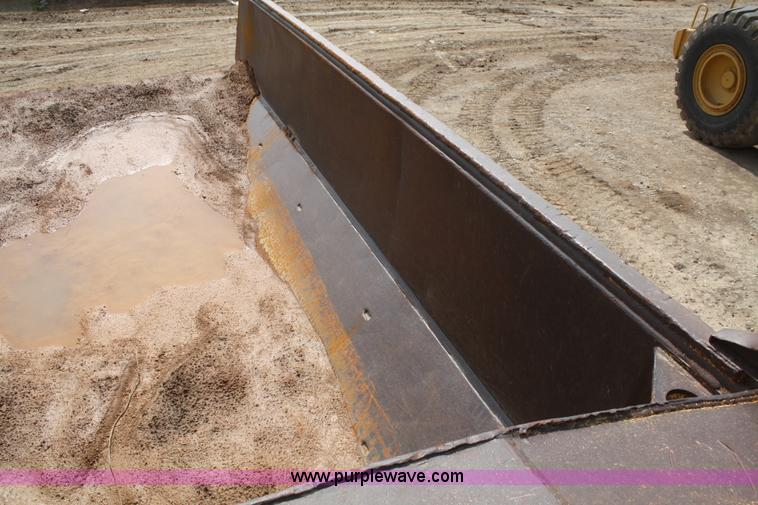 image for item F2616 1992 Volvo Bm A30 haul truck