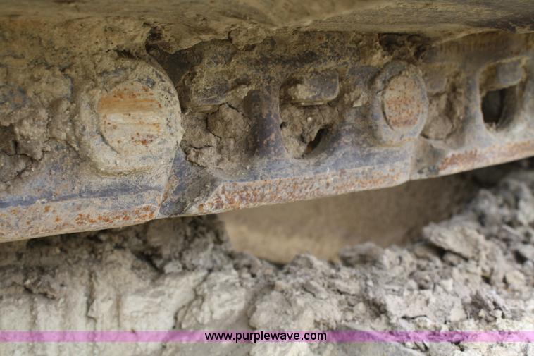 image for item F2617 1989 Caterpillar 225D-LC excavator