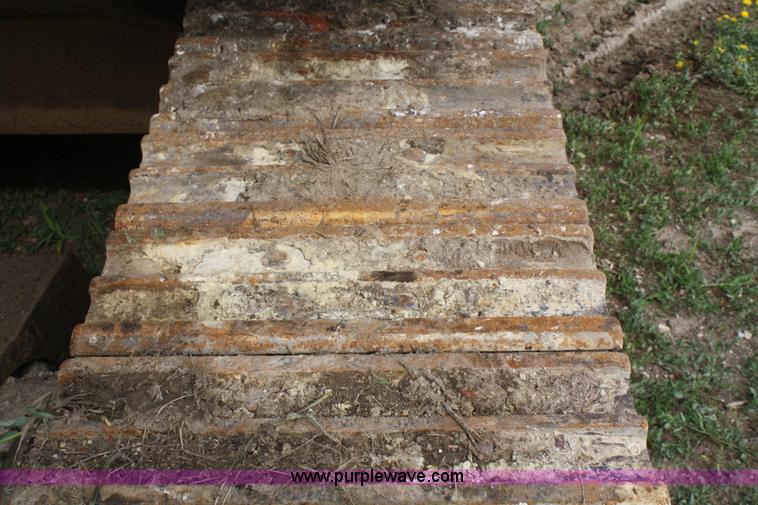 image for item F2617 1989 Caterpillar 225D-LC excavator