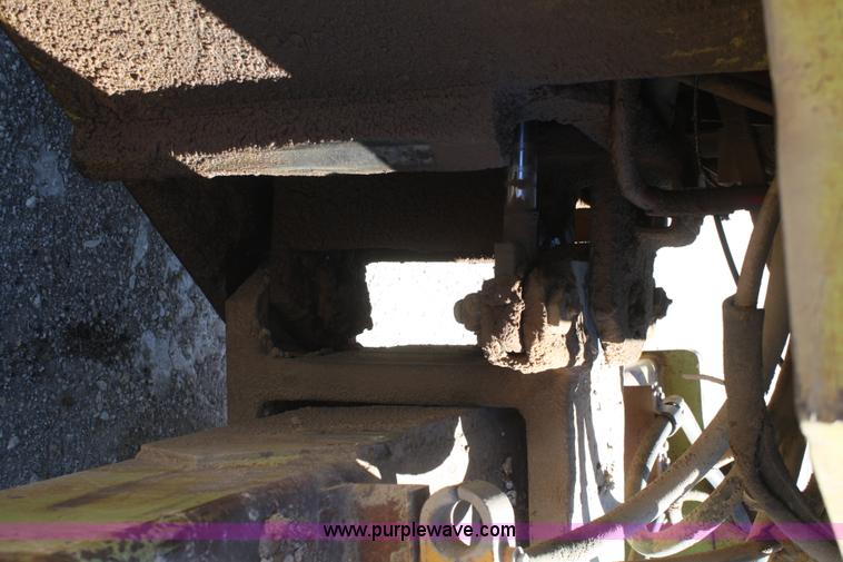 image for item F2629 RayGo 320-A vibratory padfoot compactor