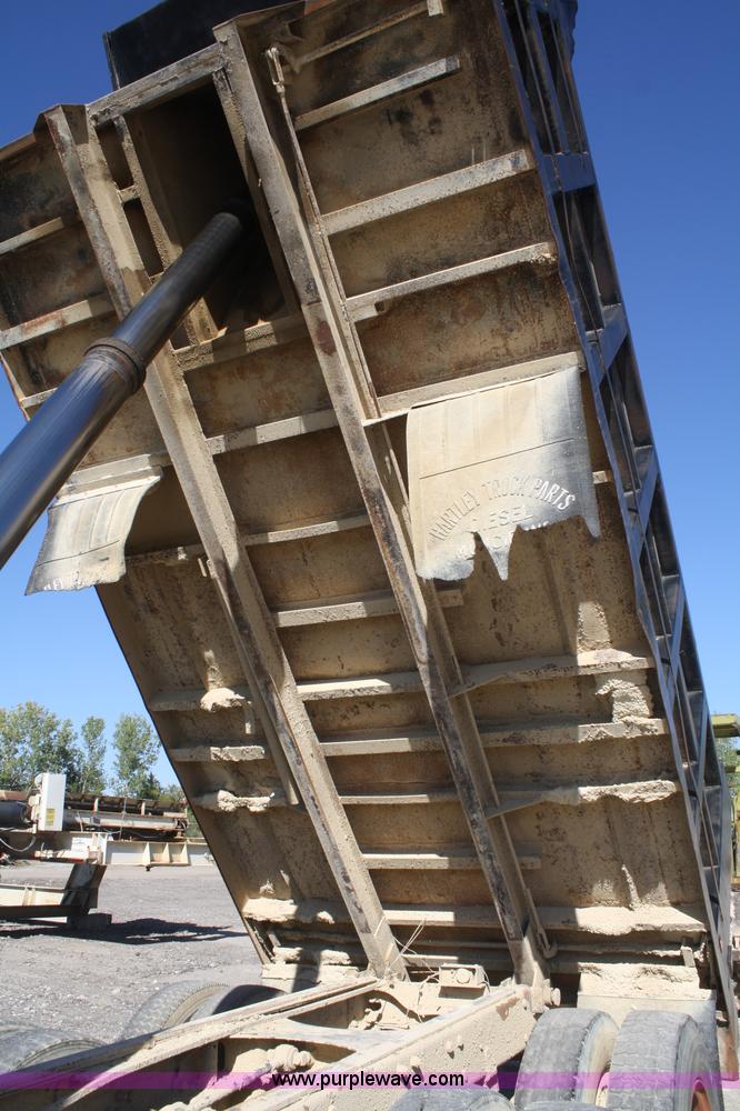 image for item F2630 1973 Mack R600 dump truck