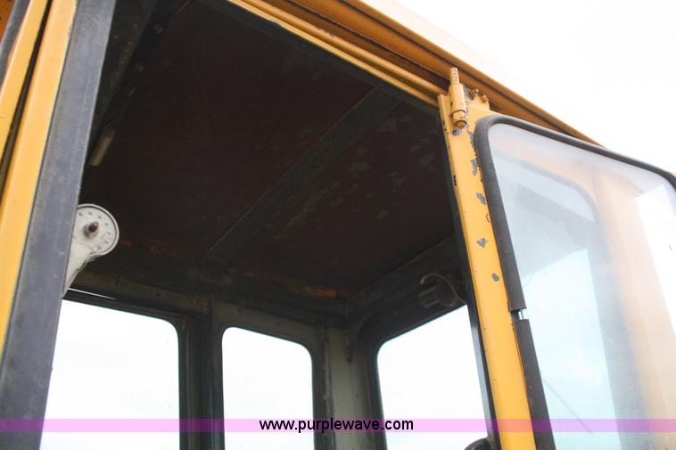 image for item F2645 1978 John Deere 670 articulating motor grader