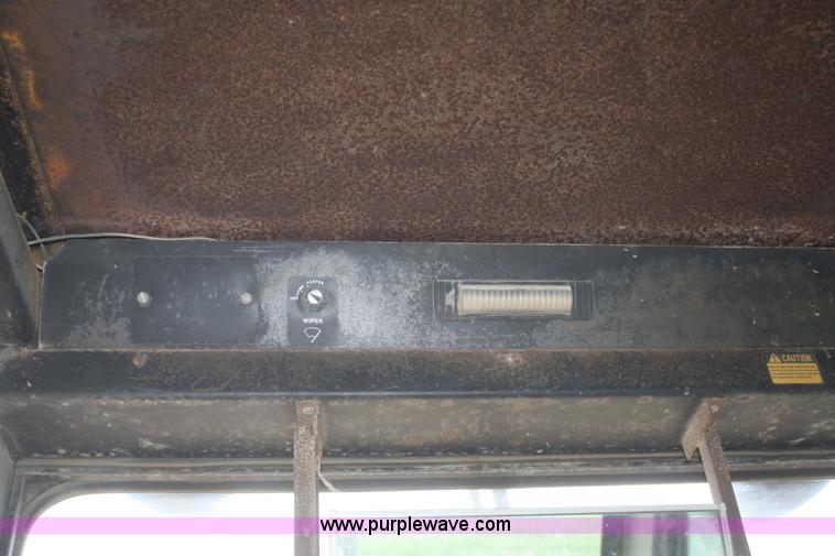 image for item F2645 1978 John Deere 670 articulating motor grader