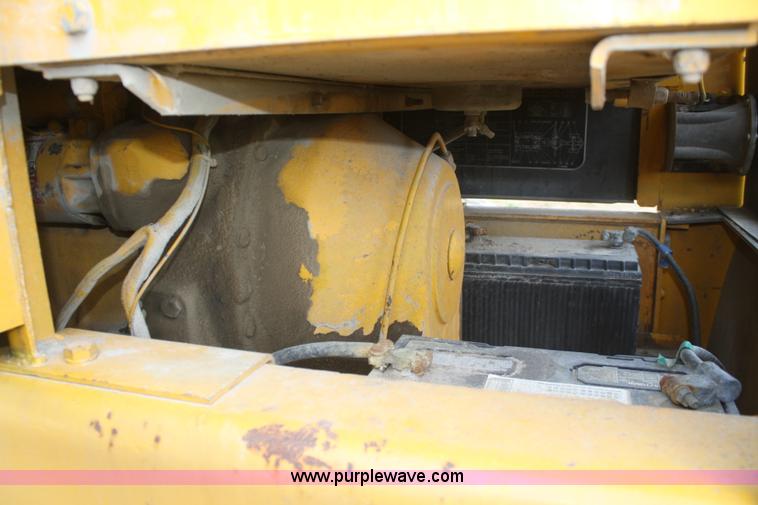 image for item F2645 1978 John Deere 670 articulating motor grader