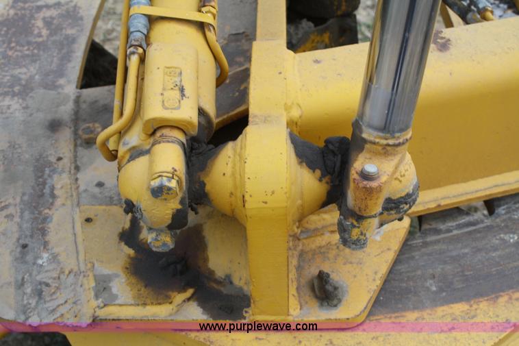 image for item F2645 1978 John Deere 670 articulating motor grader