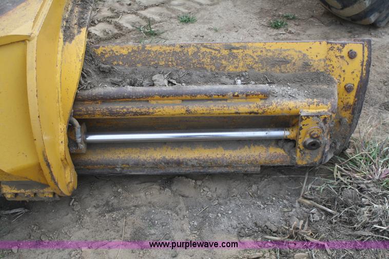 image for item F2645 1978 John Deere 670 articulating motor grader