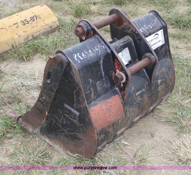 image for item F2648 36" backhoe bucket