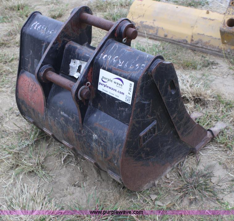 image for item F2648 36" backhoe bucket