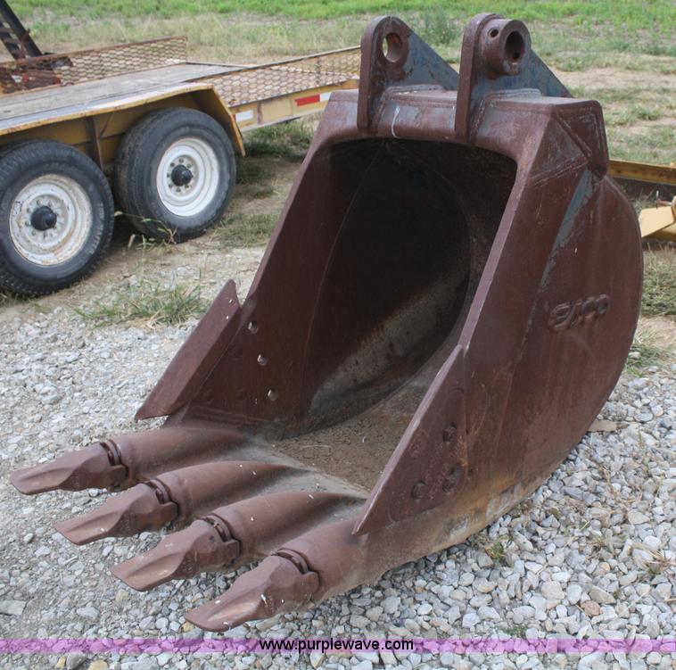 image for item F2649 Esco YHD 36" excavator bucket