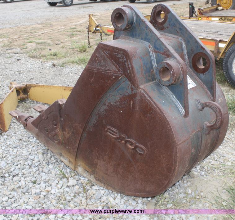 image for item F2649 Esco YHD 36" excavator bucket
