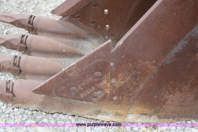 image for item F2649 Esco YHD 36" excavator bucket