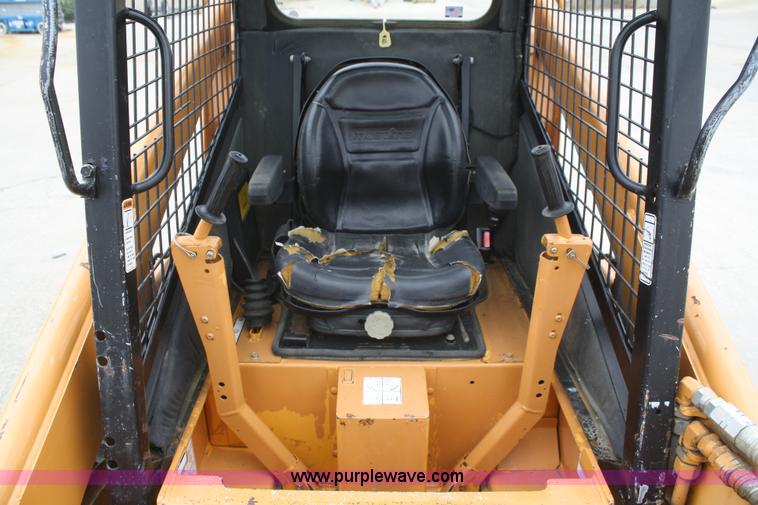 image for item F2650 Mustang 2042 skid steer