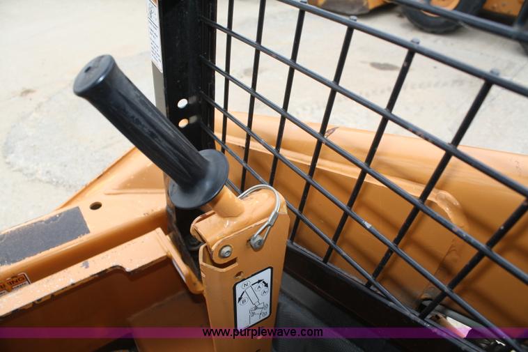 image for item F2650 Mustang 2042 skid steer