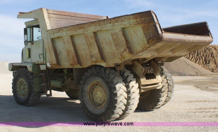 image for item F2656 Euclid R22 haul truck