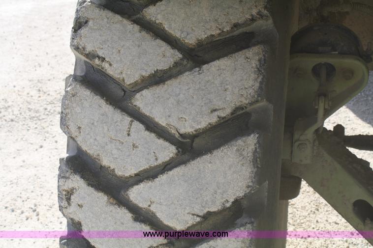 image for item F2656 Euclid R22 haul truck