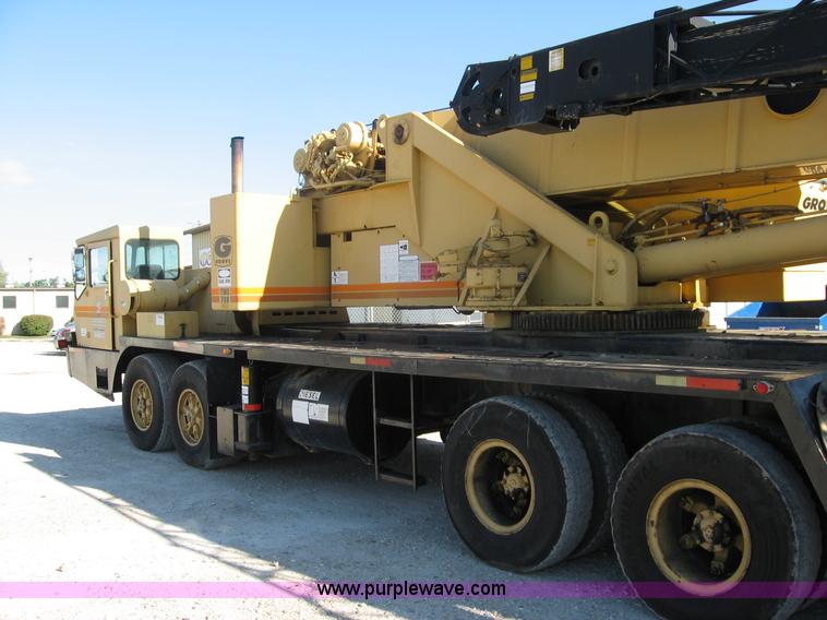 image for item F4578 1985 Grove TMS760 60 ton hydraulic crane with carrier